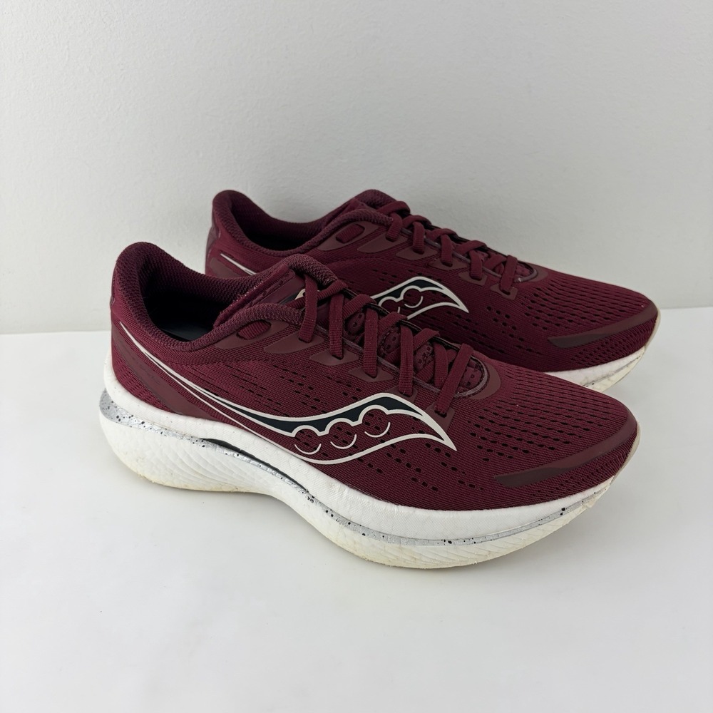Women's Saucony Triumph 20 Burgundy Running Shoes Sneakers US‎ 9.5